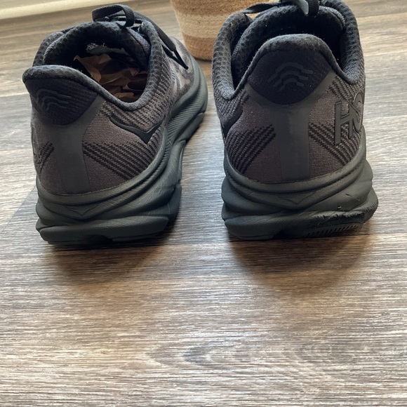 Hoka Men's Dark Patterned Athletic Shoes - Picture 7 of 8